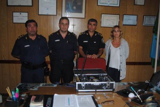 La fiscal Franca Padulo, junto a los comisarios Héctor Mauriño, Mario Demaestri y Gustavo Bonachera (Diario El Norte)