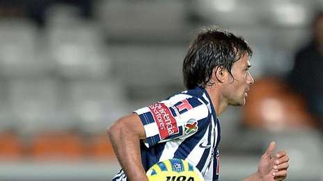Cvitanich-fe-Boca-vuelta_OLEIMA20150512_0180_5