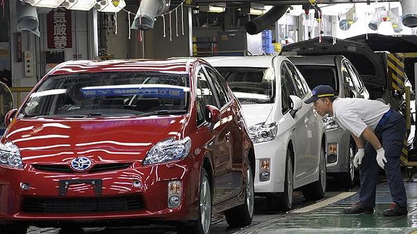 La automotriz radicada en Zárate usa un "robot" diseñado, fabricado y montado por la empresa del baraderense.