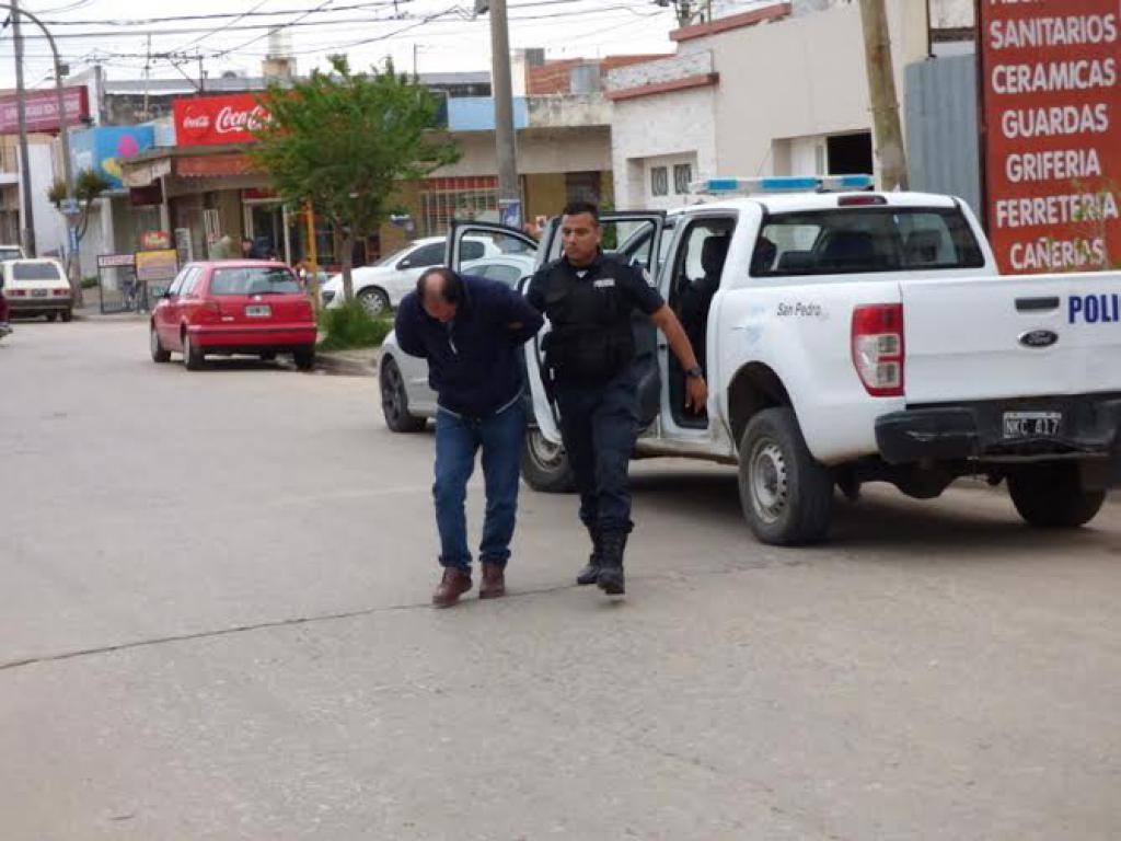 uno-de-los-detenidos-fue-trasladado-a-la-fiscalia (1)