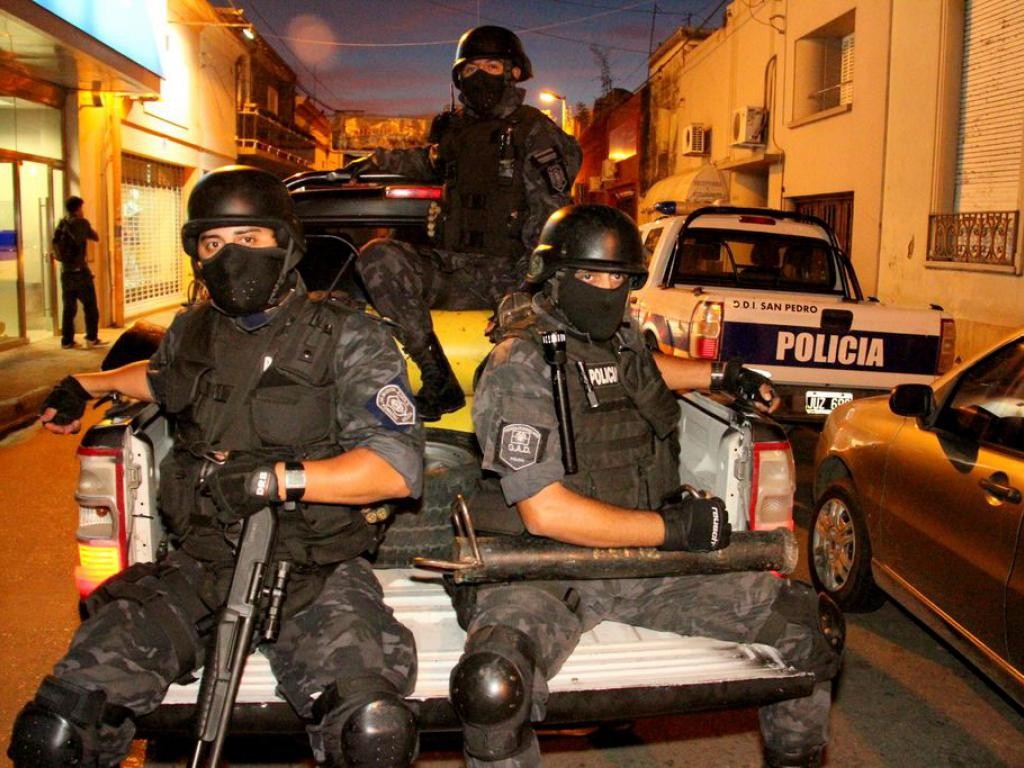 operativo-contra-la-venta-de-drogas-10