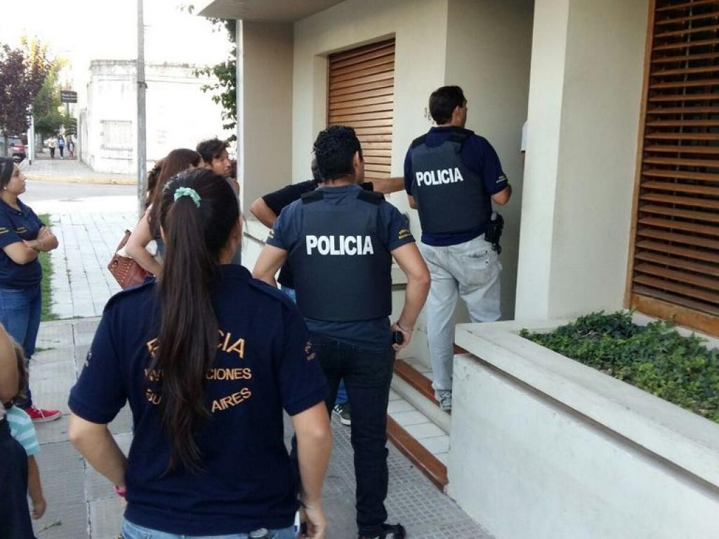 operativo-contra-la-venta-de-drogas-9