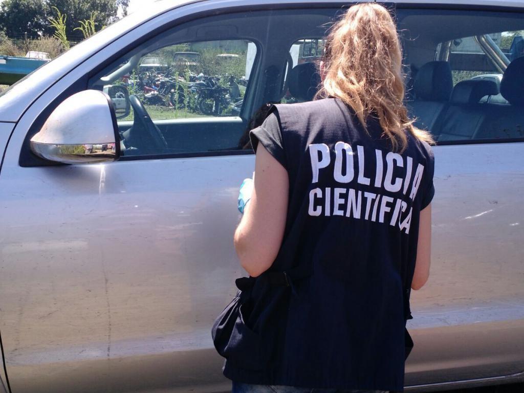 hallan-camioneta-robada-en-pergamino-2 (1)