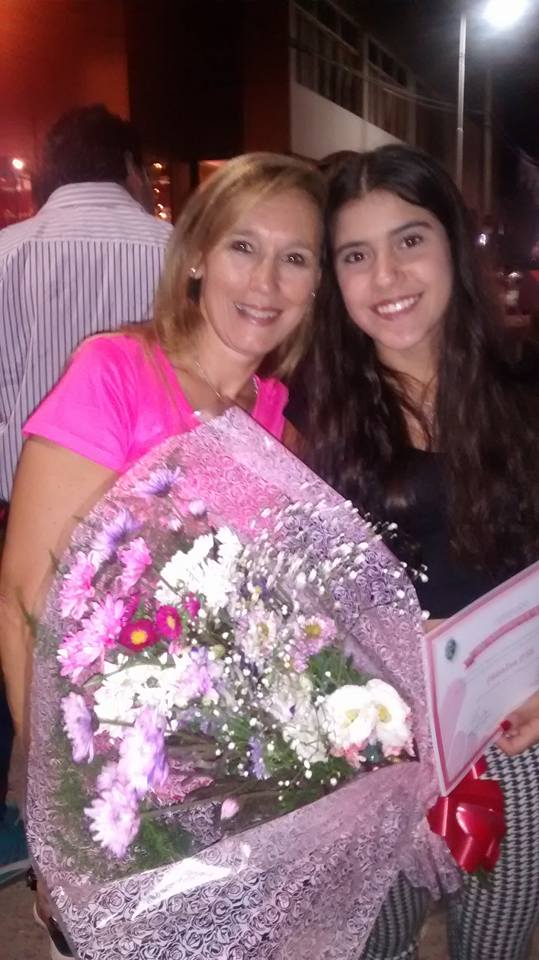 Elizabeth Alvarez y Valentina Willi