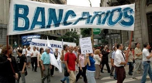 20160422065954_bancarios