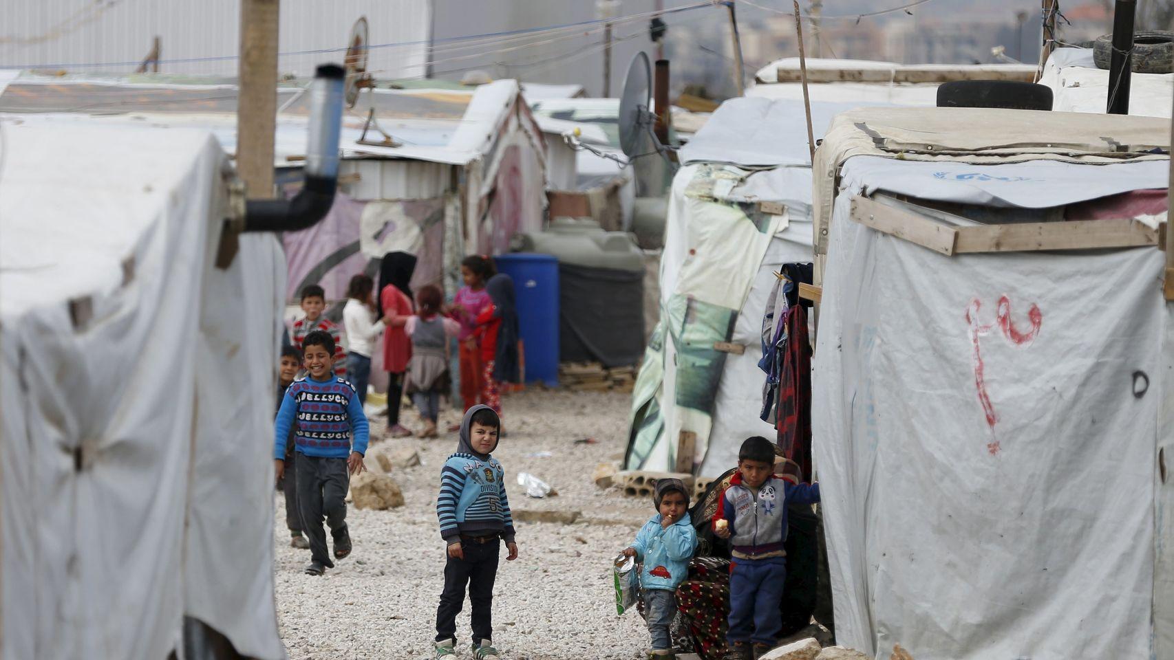 campamento-refugiados-improvisado-Libano_94250738_432077_1706x960