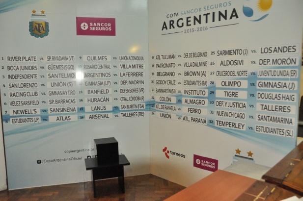 fixture.jpg_933684654