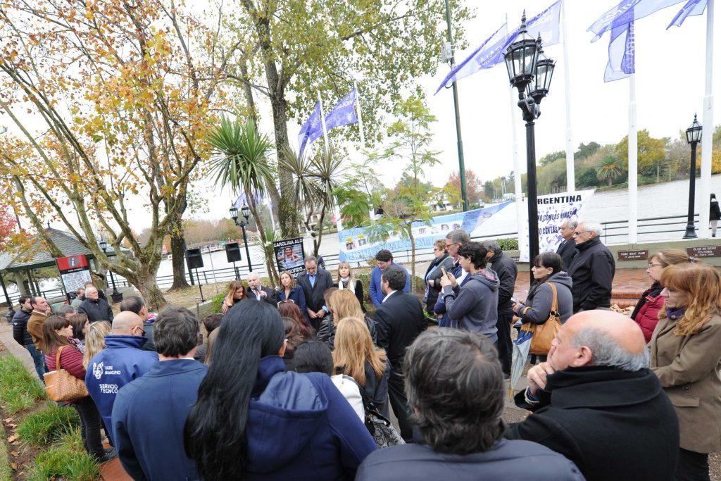5 Homenaje a Carolina Aló
