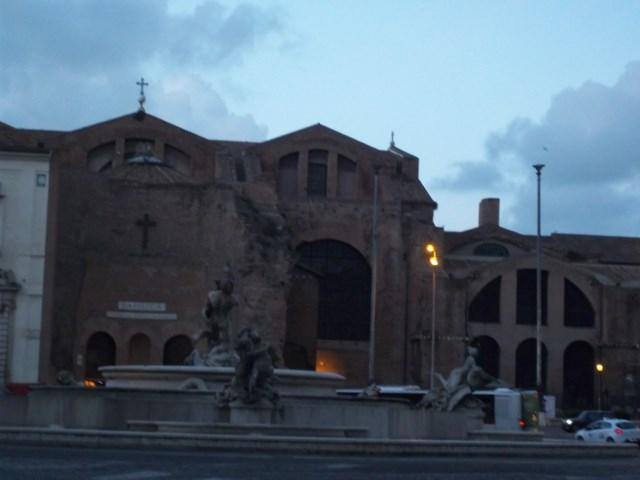2) Roma. Fontana di Trevi (32) [640x480]