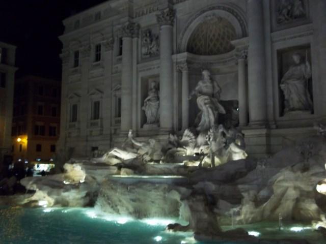 2) Roma. Fontana di Trevi (42) [640x480]