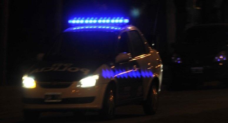 254364Policiales-patrullero-de-noche1