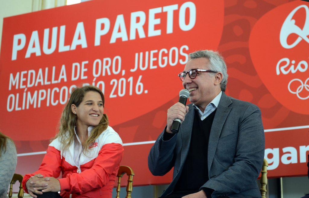 Tigre reconoció a Paula Pareto (4)