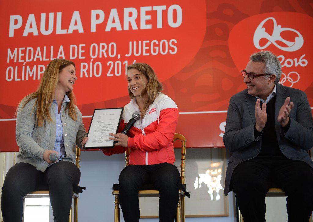 Tigre reconoció a Paula Pareto (6)