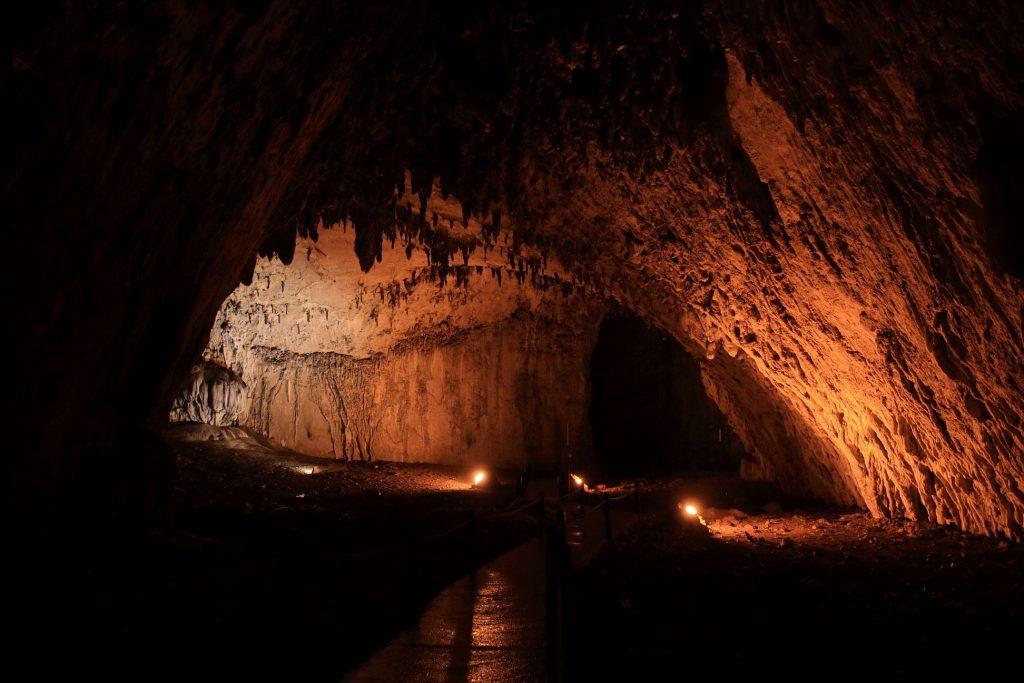 Caverna - Foto Ilustrativa