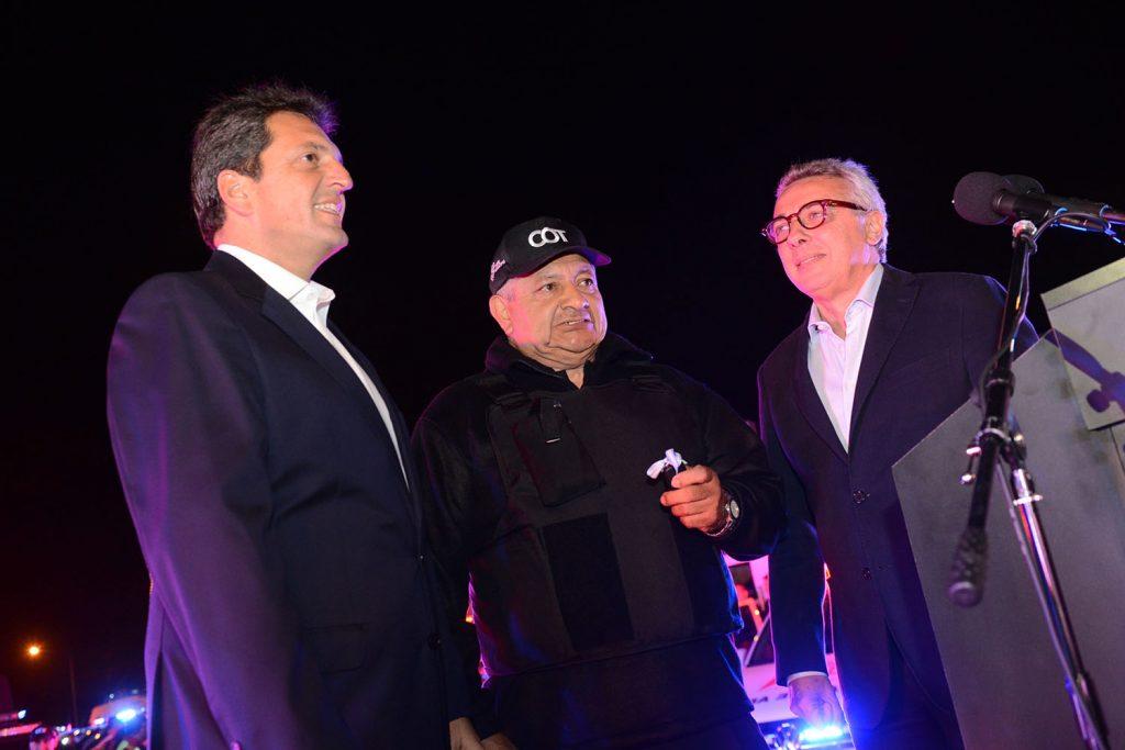 12-zamora-y-massa-con-agente-del-cot