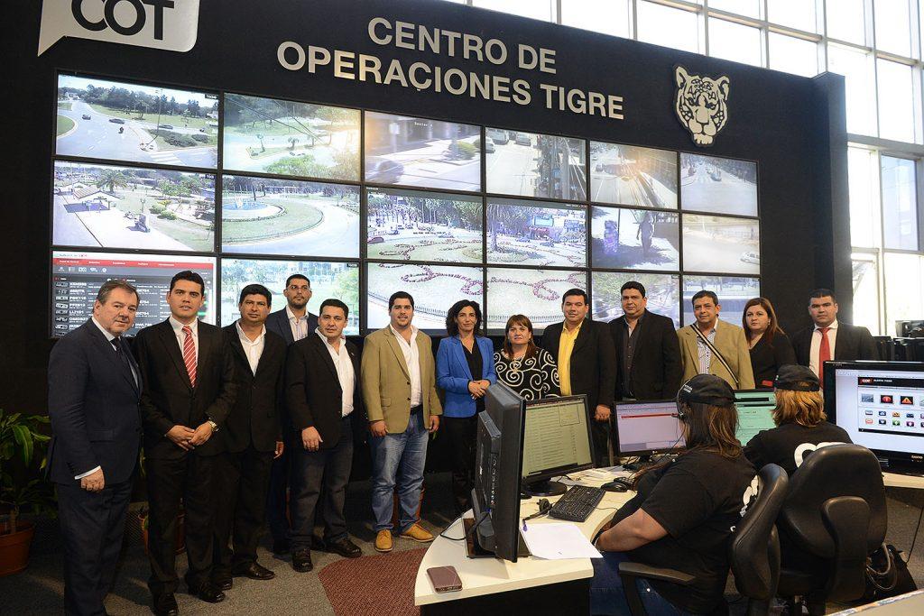 julio-zamora-recibio-a-intendentes-de-paraguay-en-el-cot-2